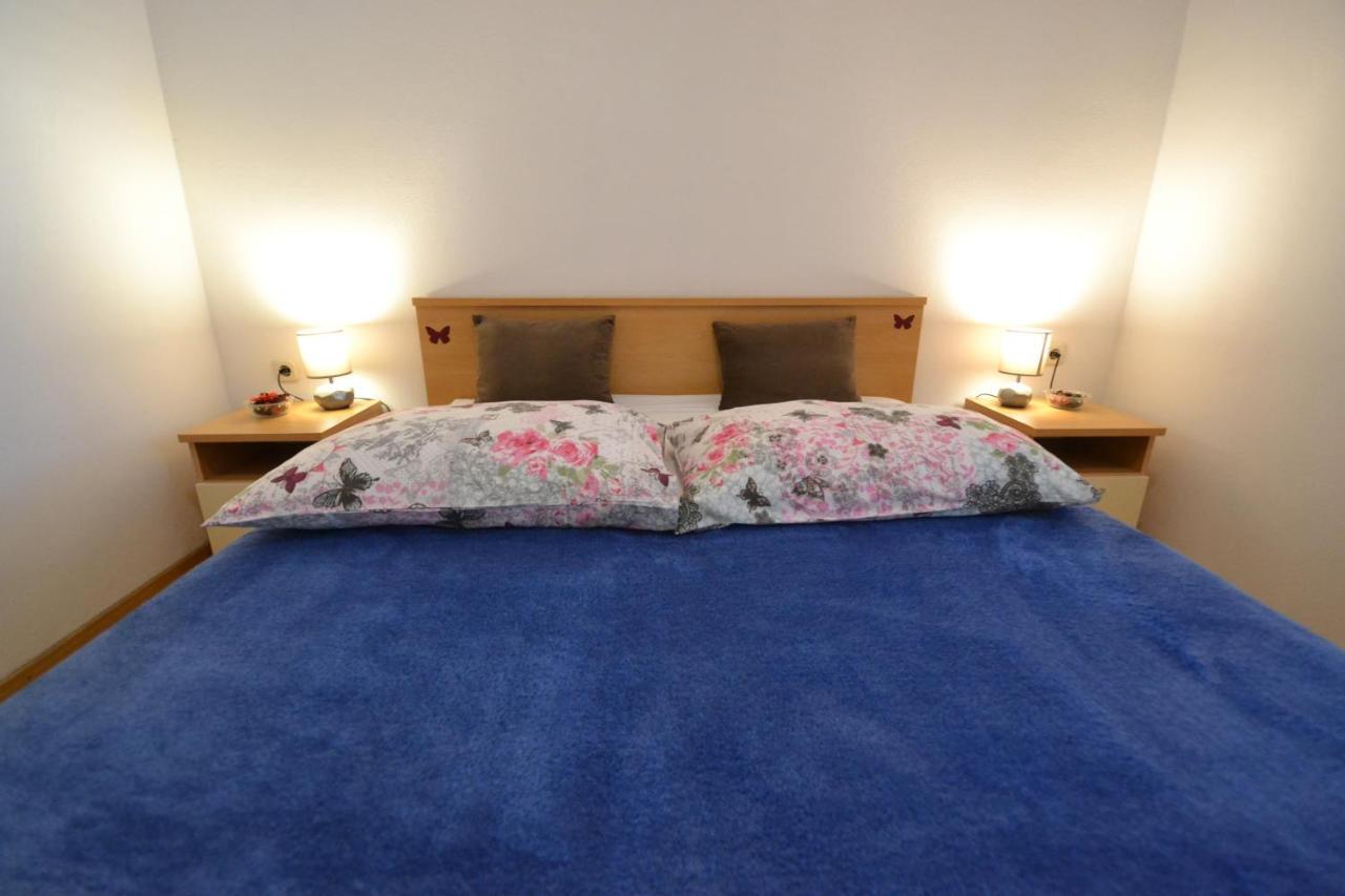 Apartmani Antonia Nakic -Stobrec Split Bagian luar foto