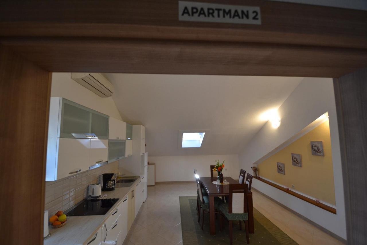 Apartmani Antonia Nakic -Stobrec Split Bagian luar foto